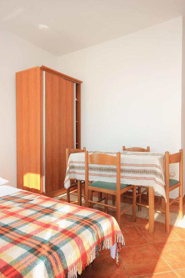 Apartments By The Sea Novalja, Pag - 9326 Стая снимка