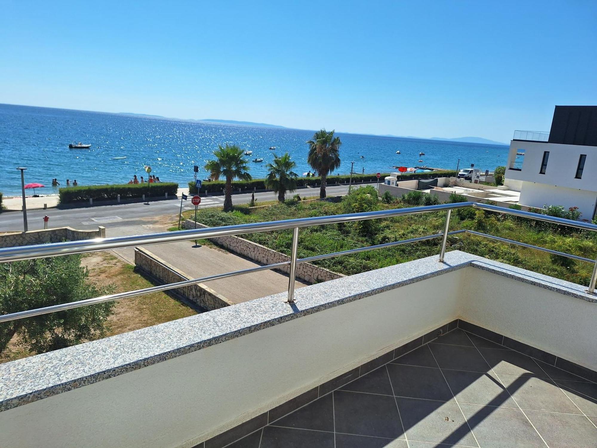 Apartments By The Sea Novalja, Pag - 9326 Екстериор снимка